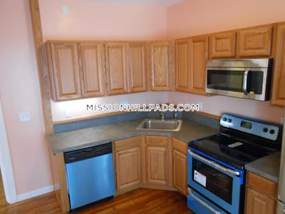 Mission Hill 4 Beds 1.5 Baths Boston - $4,500 No Fee