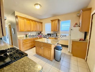 Mission Hill 3 Beds 2 Baths Boston - $4,000