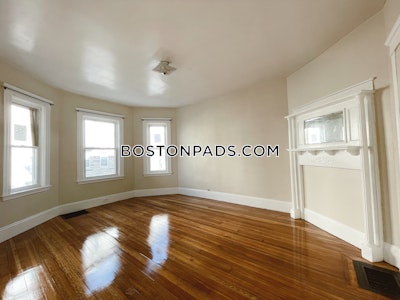 Dorchester 3 Beds 1 Bath Boston - $2,850 No Fee