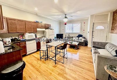 North End 3 Beds 1 Bath Boston - $4,890 No Fee