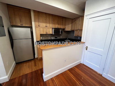 Brookline 3 Beds 2 Baths  Washington Square - $3,900 No Fee