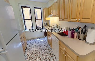 Fenway/kenmore 3 Beds 1 Bath on Park Dr in Boston Boston - $5,500 No Fee