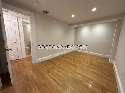 Back Bay 3 Beds 2 Baths Boston - $5,500 No Fee