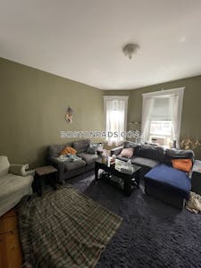 Brighton 3 Beds 1 Bath Boston - $3,600
