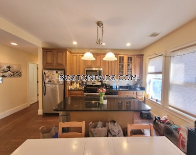 Mission Hill 4 Bed, 2 Bath Unit Boston - $7,495 No Fee