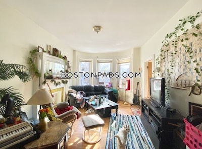Fort Hill 4 Beds 2 Baths Boston - $4,400 No Fee