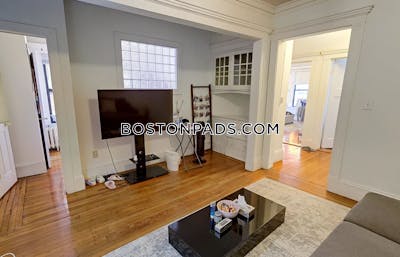 Fenway/kenmore 3 Bed 1 Bath BOSTON Boston - $5,500 No Fee