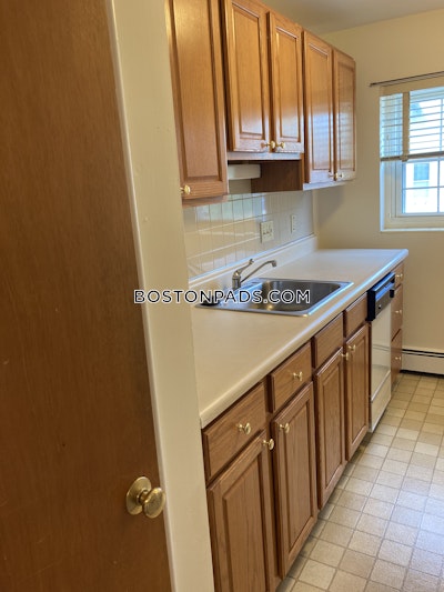 Arlington 1 Bed 1 Bath - $2,250