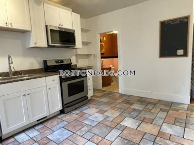 Mission Hill 5 Beds 2.5 Baths Boston - $8,500 No Fee