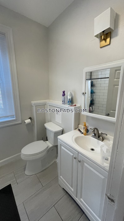 Allston 3 Bed, 1 Bath Unit Boston - $3,899 No Fee