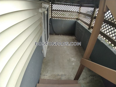 Dorchester 3 Bed, 1 Bath Unit Boston - $2,795 No Fee