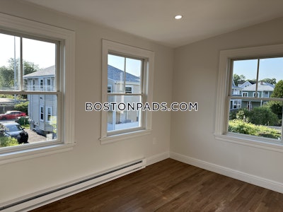 Medford 4 Bed 1 Bath MEDFORD  Tufts - $5,600 No Fee
