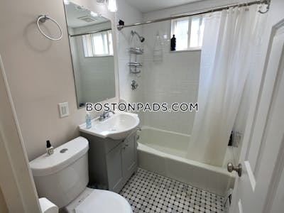 Somerville 3.5 Bed 1 Bath SOMERVILLE  Winter Hill - $3,400