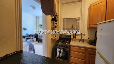 Fenway/kenmore Studio 1 Bath Boston - $2,400 No Fee