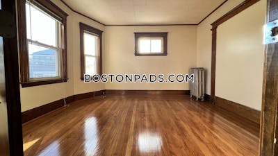 Somerville 6 Beds 1.5 Baths  Tufts - $7,000 No Fee