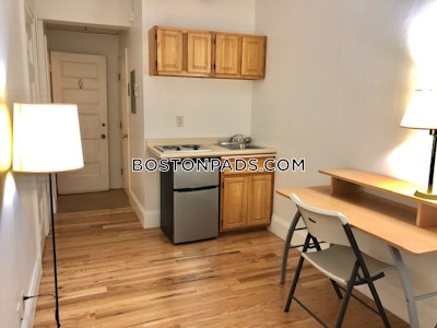 Brookline 0 Bed 1 Bath BROOKLINE- BOSTON UNIVERSITY $1,995  Boston University - $1,995 No Fee