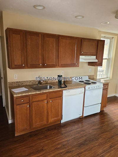 North End 3 Beds 1 Bath Boston - $4,200 No Fee