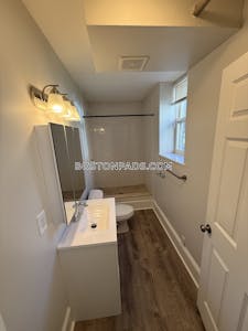 Brookline 4 Bed 2 Bath BROOKLINE- BOSTON UNIVERSITY $4,000  Boston University - $4,000 No Fee