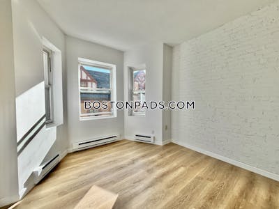 Fenway/kenmore 2 Beds 1 Bath Boston - $3,000 No Fee