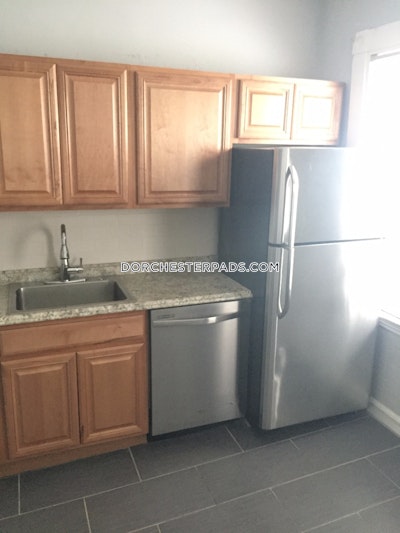 Dorchester Apartment for rent 3 Bedrooms 1 Bath Boston - $3,550 No Fee