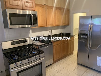 Mission Hill 4 Beds 1 Bath Boston - $4,995 No Fee