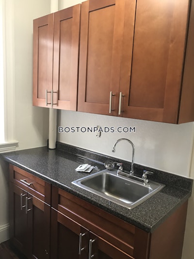 Fenway/kenmore Apartment for rent 1 Bedroom 1 Bath Boston - $3,145 No Fee
