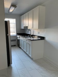 Brookline 2 Beds Brookline  Coolidge Corner - $3,795 No Fee