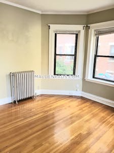 Malden 0 Bed 1 Bath MALDEN $1,700 - $1,850 No Fee