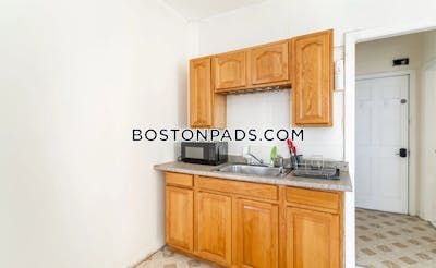 Dorchester/south Boston Border Apartment for rent 2 Bedrooms 1 Bath Boston - $2,600 No Fee