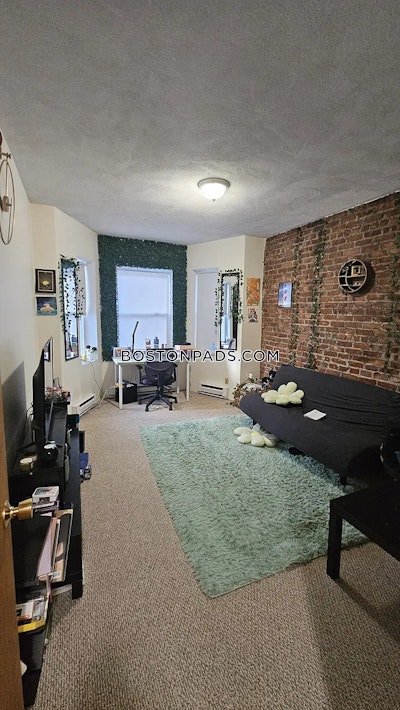 Fenway/kenmore Apartment for rent 1 Bedroom 1 Bath Boston - $3,150 No Fee