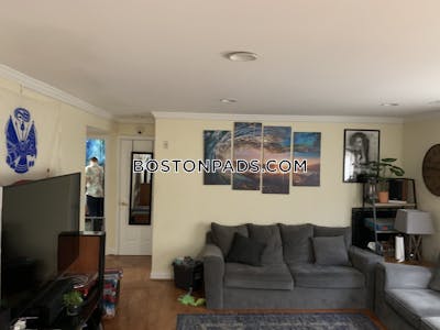 Brighton 3 Beds 1 Bath Boston - $3,400 No Fee