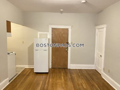 Northeastern/symphony Studio 1 Bath Boston - $2,300 No Fee