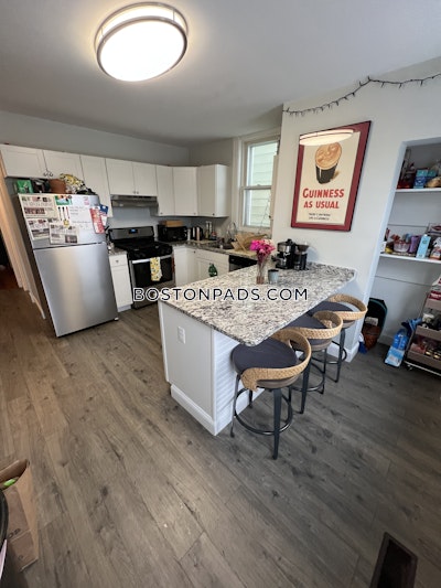 East Boston 3 Beds 1 Bath Boston - $2,995 No Fee
