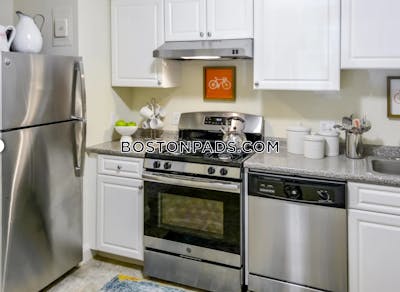 Weymouth Apartment for rent 3 Bedrooms 1 Bath - $3,709 No Fee