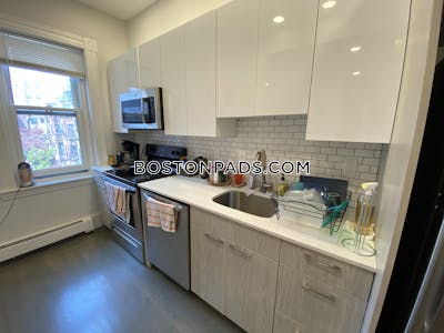 Back Bay Apartment for rent Studio 1 Bath Boston - $2,900 No Fee