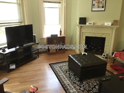 Brookline Apartment for rent 2 Bedrooms 1 Bath Coolidge Corner - $3,300 No Fee