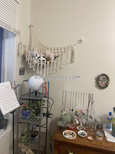 Medford Apartment for rent Studio 1 Bath  Medford Square - $1,650 No Fee