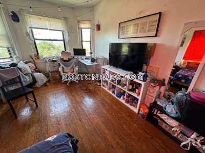 Roxbury Apartment for rent 4 Bedrooms 2 Baths Boston - $4,300 No Fee