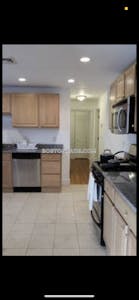 Brighton 6 Beds 3.5 Baths Boston - $5,800