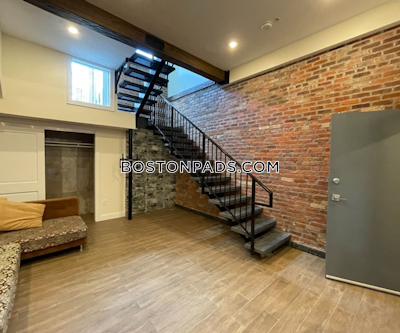 Brookline 1 Bed 1 Bath Allston  Boston University - $3,300 No Fee