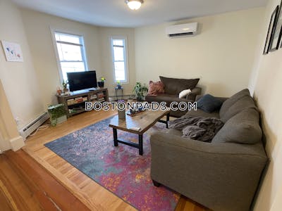 Somerville Apartment for rent 3 Bedrooms 1 Bath  Winter Hill - $3,400