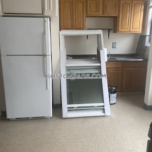 Dorchester 3 bedroom 1 baths in BOSTON Boston - $3,200 50% Fee