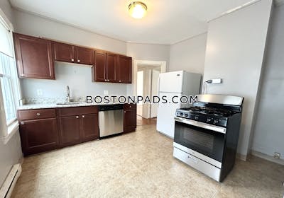 Dorchester 3 bedroom 1 baths in BOSTON Boston - $3,250 No Fee