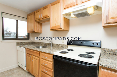 Waltham 1 Bed 1 Bath - $2,500