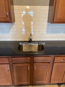 Lowell 2 bedroom 1 baths in LOWELL - $2,100 No Fee