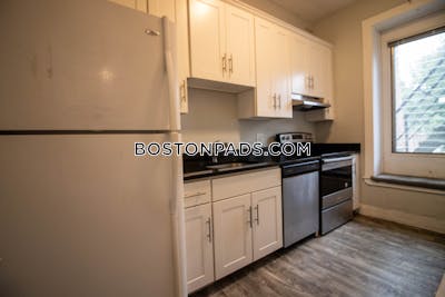Brookline Apartment for rent 2 Bedrooms 2.5 Baths  Beaconsfield - $4,500 No Fee