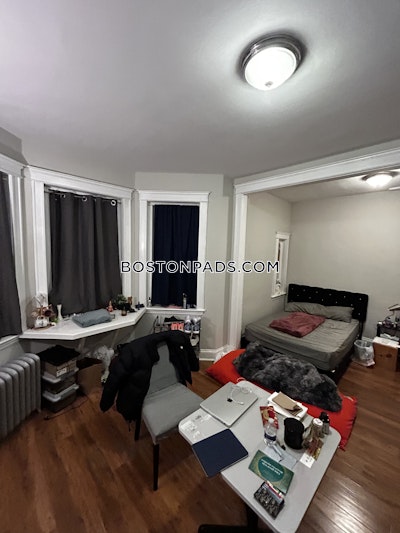 Allston Apartment for rent 2 Bedrooms 1 Bath Boston - $3,660