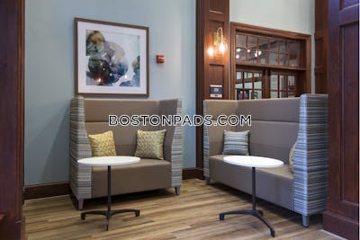 Foxborough Apartment for rent 1 Bedroom 1 Bath - $2,245