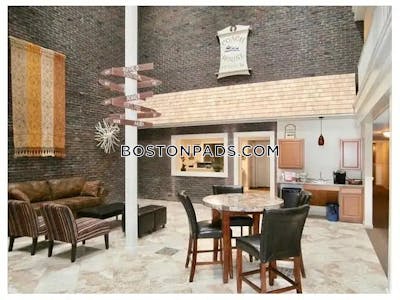 Chelmsford 2 bedroom 1 baths Luxury in CHELMSFORD - $2,450 No Fee