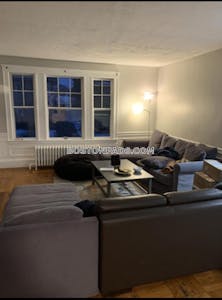 Newton Very nice 5 Beds 2 Baths house  Chestnut Hill - $6,700 No Fee